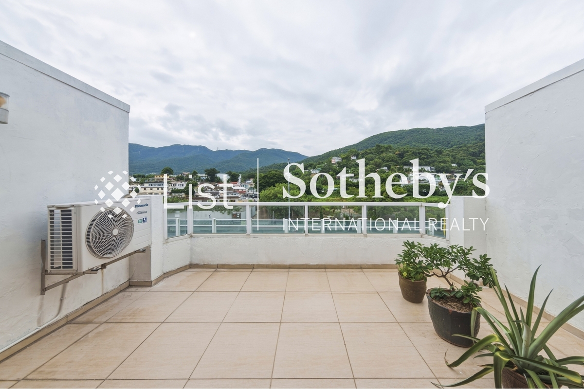Marina Cove 匡湖居 | Private Terrace off Living and Dining Room