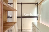 Midland Court 美兰阁 | Walk-in Closet in Master Bedroom 
