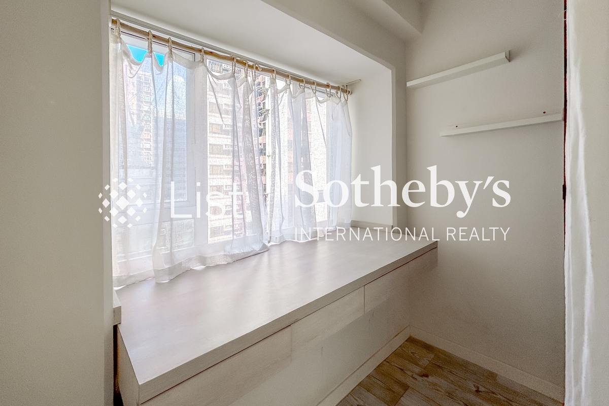 Midland Court 美兰阁 | Study Area in Master Bedroom