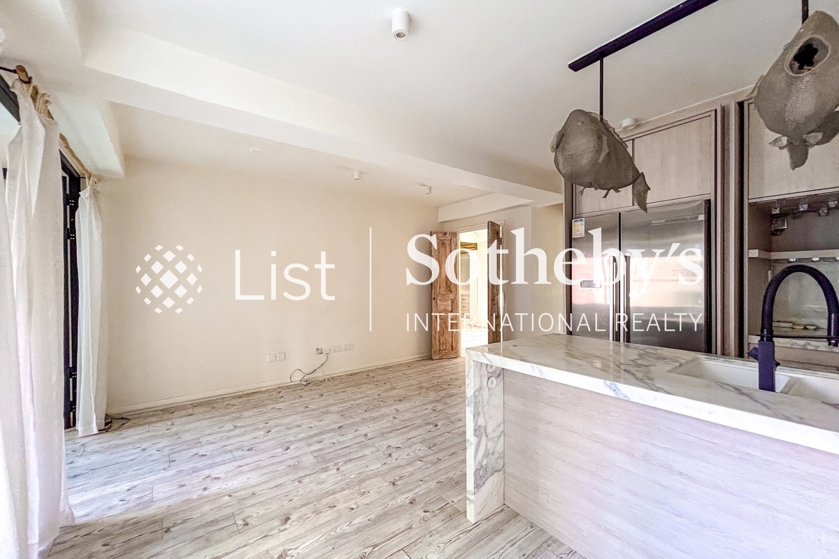 Midland Court 美兰阁 | Living and Dining Room