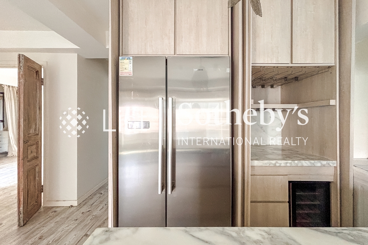 Midland Court 美兰阁 | Open Kitchen