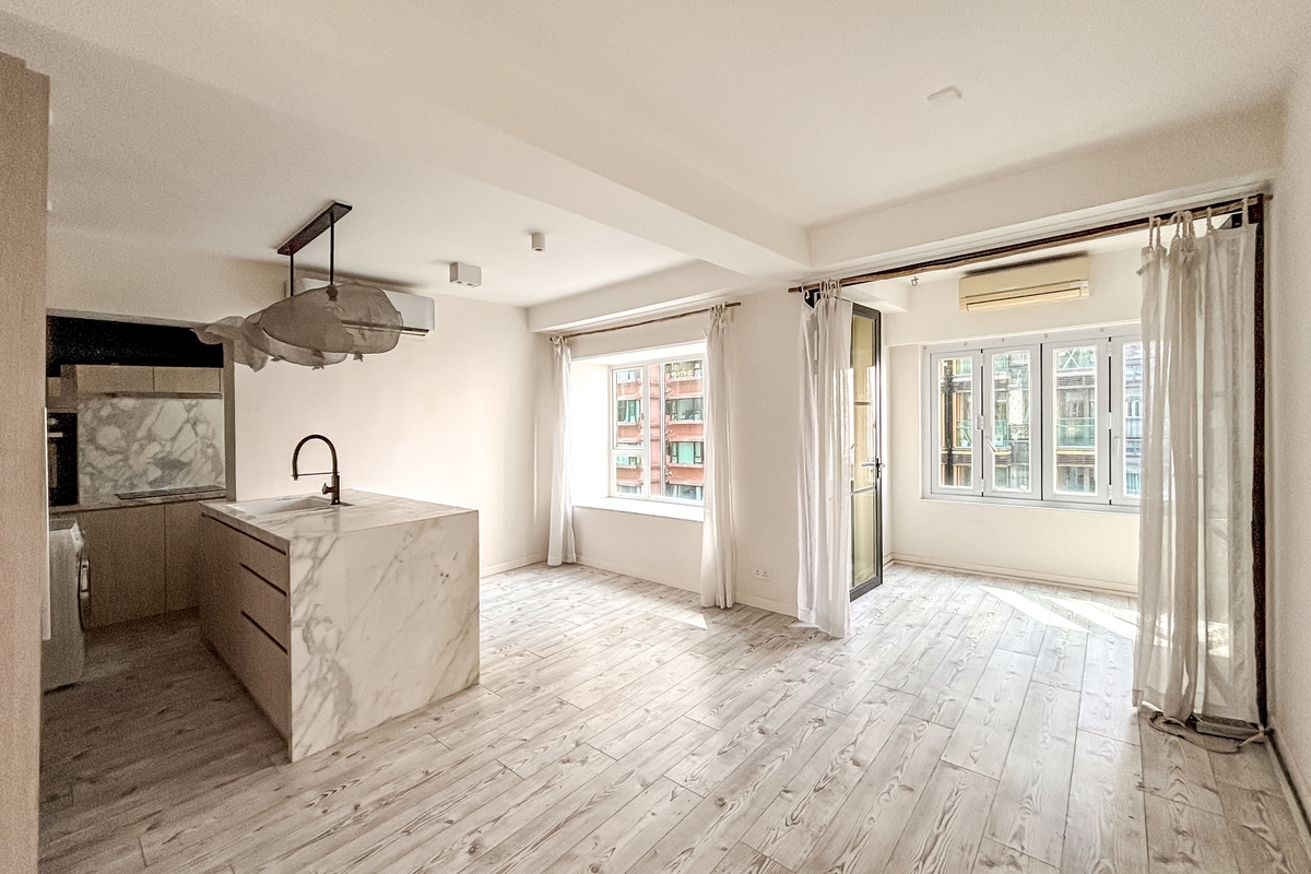 Midland Court 美兰阁 | Living and Dining Room
