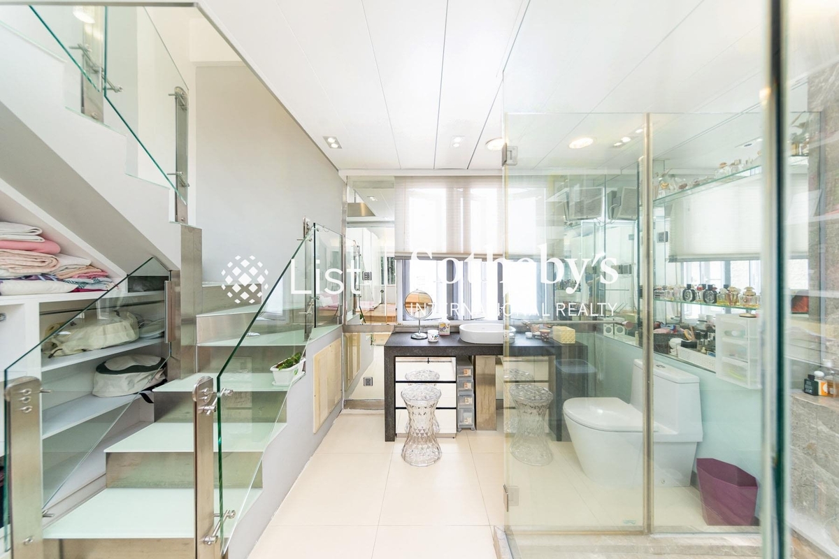 Solemar Villas 海濱別墅 | Second En-suite Bathroom