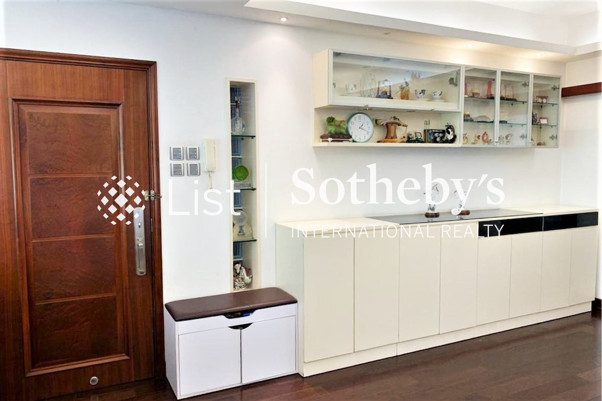 Fulham Garden 富林苑 | Living and Dining Room