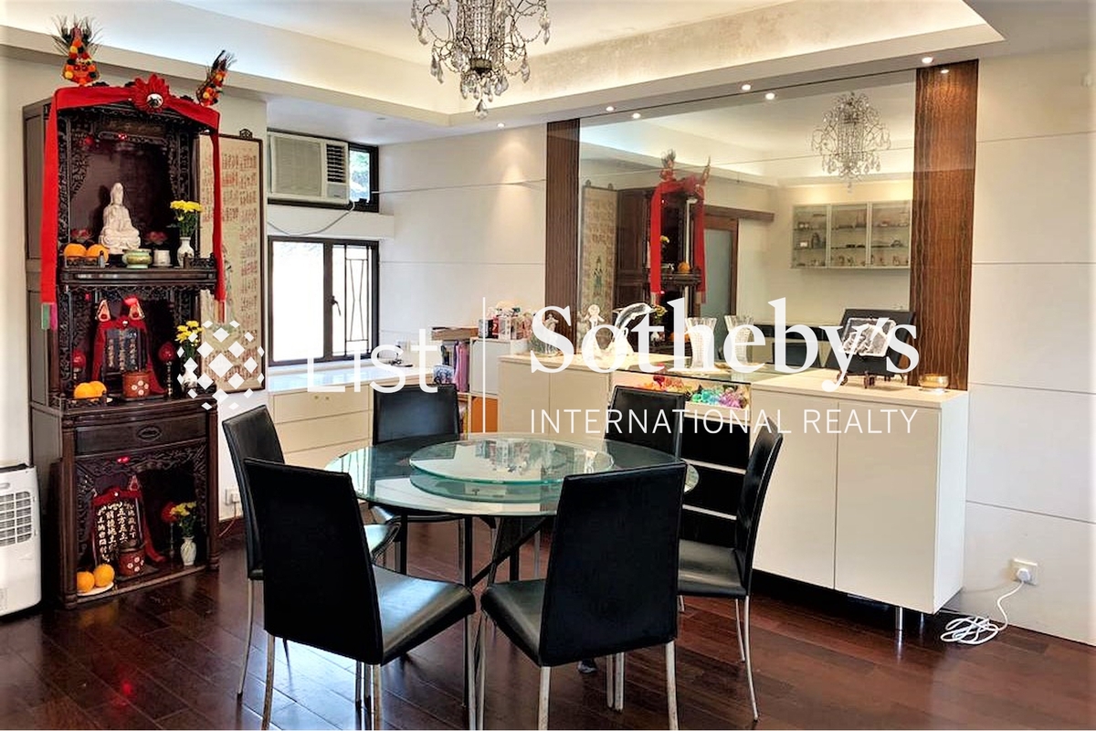 Fulham Garden 富林苑 | Living and Dining Room