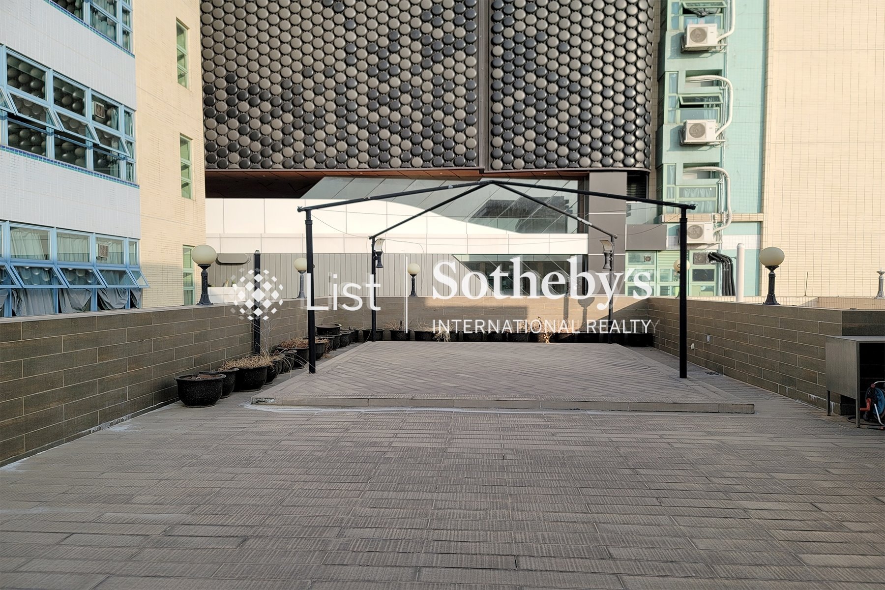 Scholars' Lodge 聚賢居 | Private Roof Terrace