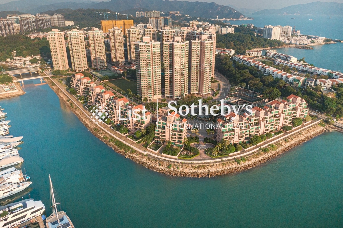 Hong Kong Gold Coast 香港黃金海岸 | Helicoptor View of Development