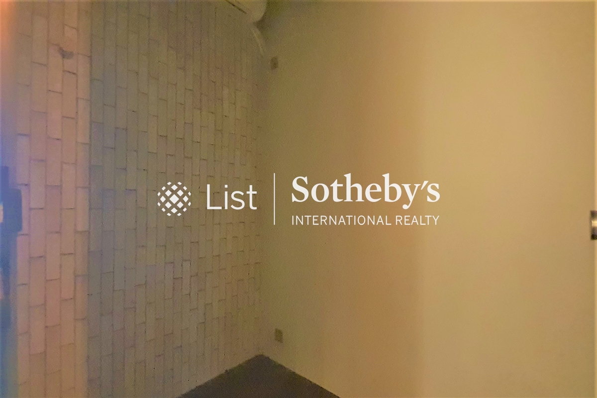 Hollywood Building 荷李活大樓 | Second Bedroom