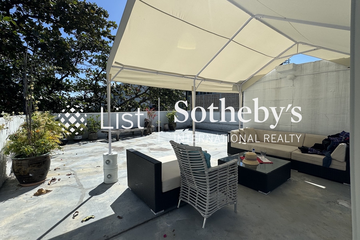 Shek O Headland Road 石澳山仔路 | Roof Terrace