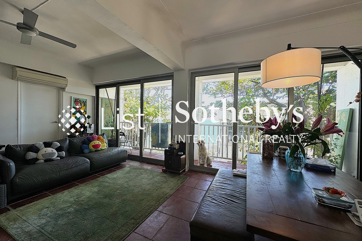 Shek O Headland Road 石澳山仔路 | Living and Dining Room