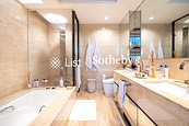 Valais I 天巒1期 | Master Bathroom