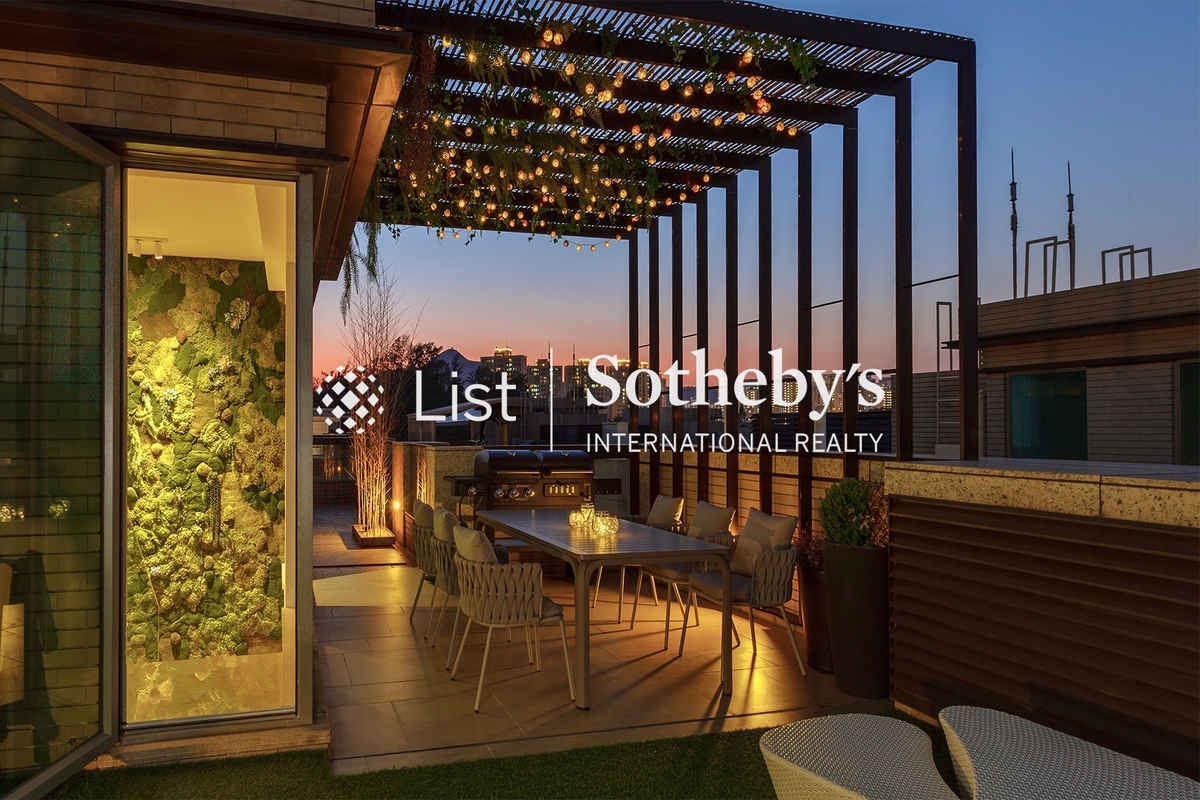 Park Villa 柏巒 | Private Roof Terrace