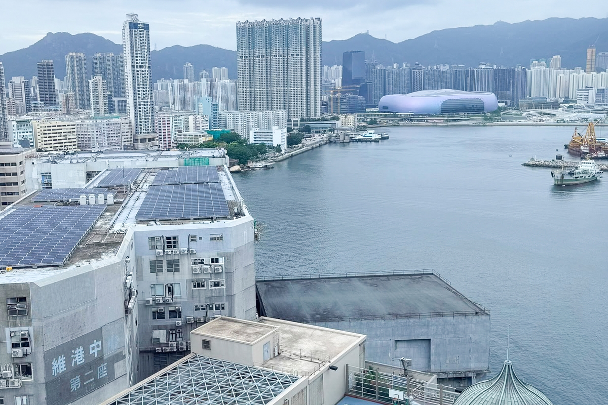 Laguna Verde 海逸豪園 | View from Living and Dining Room