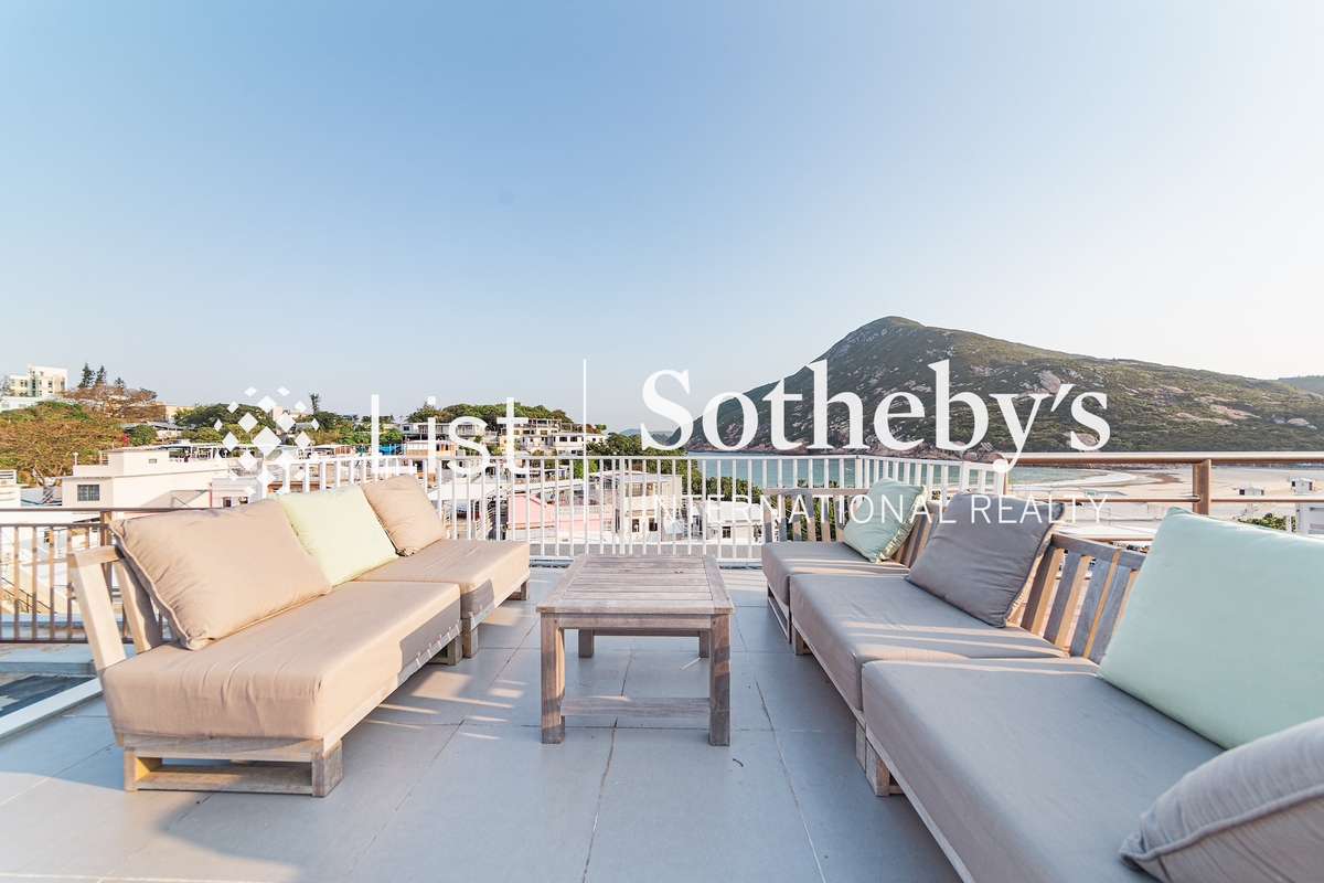 Shek O Village Road Detached House 石澳村路洋房 | Private Roof Terrace
