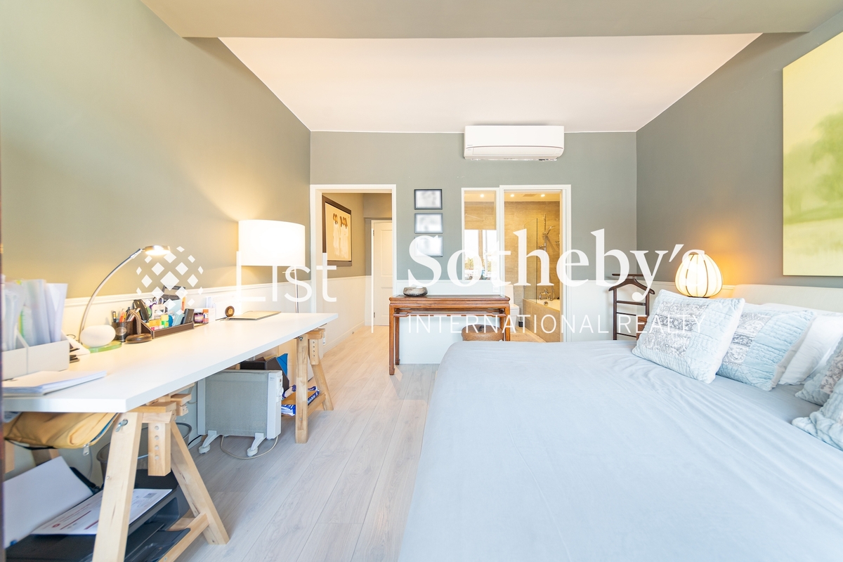 Shek O Village Road Detached House 石澳村路洋房 | Master Bedroom