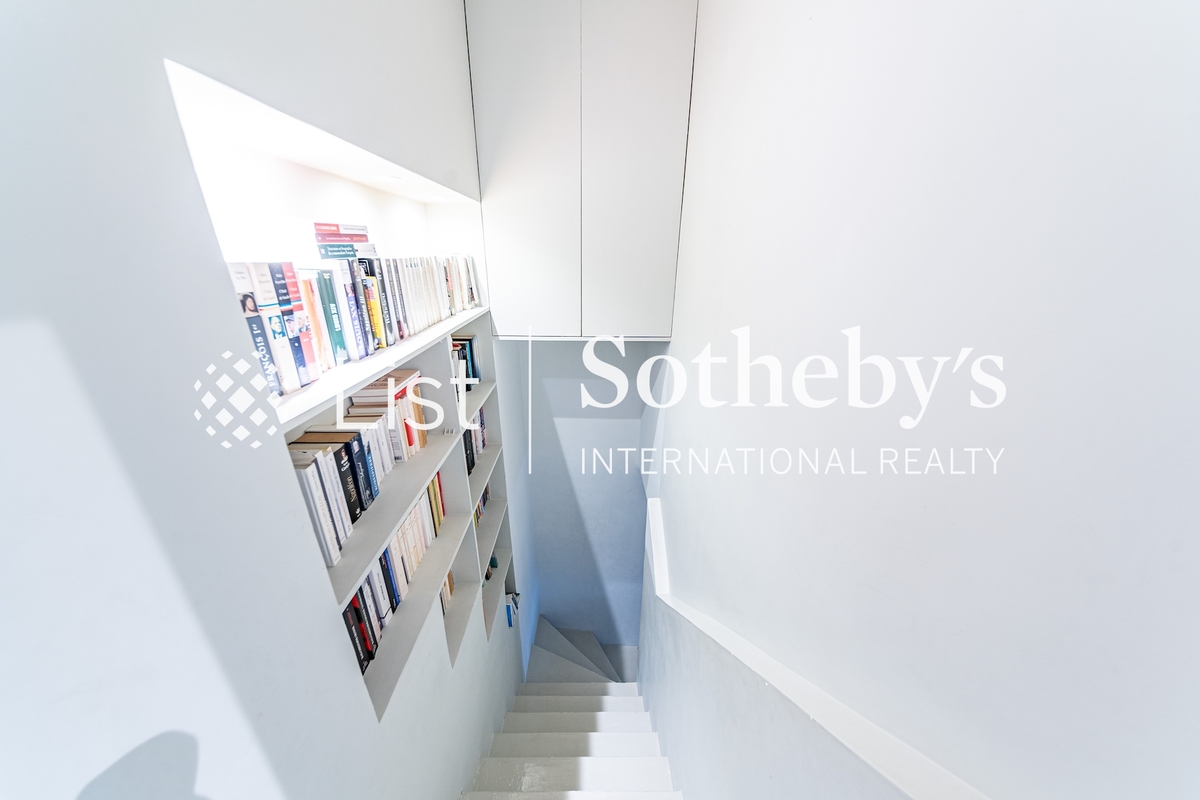 Shek O Village Road Detached House 石澳村路洋房 | Storage at Stairwell