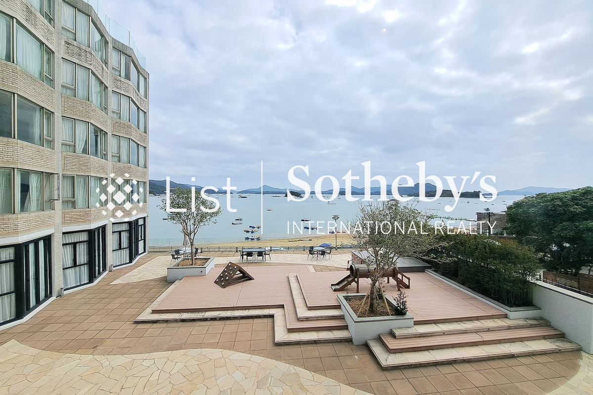 Sai Kung Serviced Apartment Sai Kung Serviced Apartment | View from Living and Dining Room