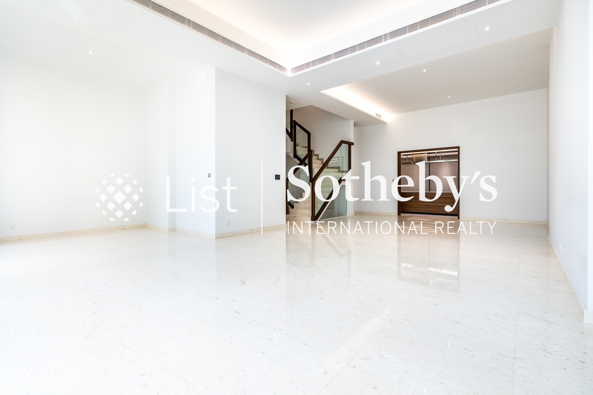 10 Wang Fung Terrace 宏豐臺10號 | Living and Dining Room