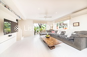 Seacrest Villas 海峰濤園 | Living and Dining Room