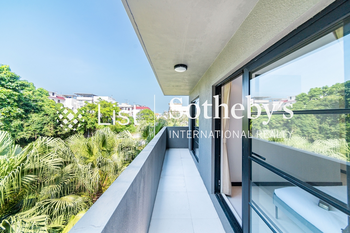 Ng Fai Tin Detached House 五块田独立洋房 | Balcony off Master Bedroom