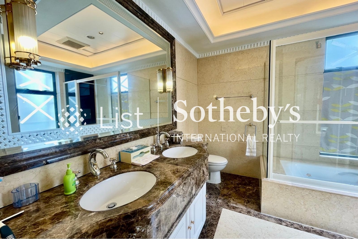 The Royal Oaks 御林皇府 | Master Bathroom