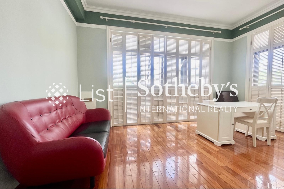 The Royal Oaks 御林皇府 | Third En-suite Bedroom