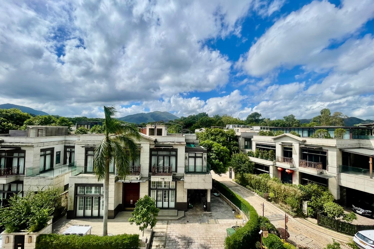 The Royal Oaks 御林皇府 | View from Private Roof Terrace