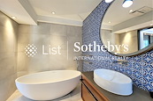 Poksmith Villa 普輝苑 | Master Bathroom