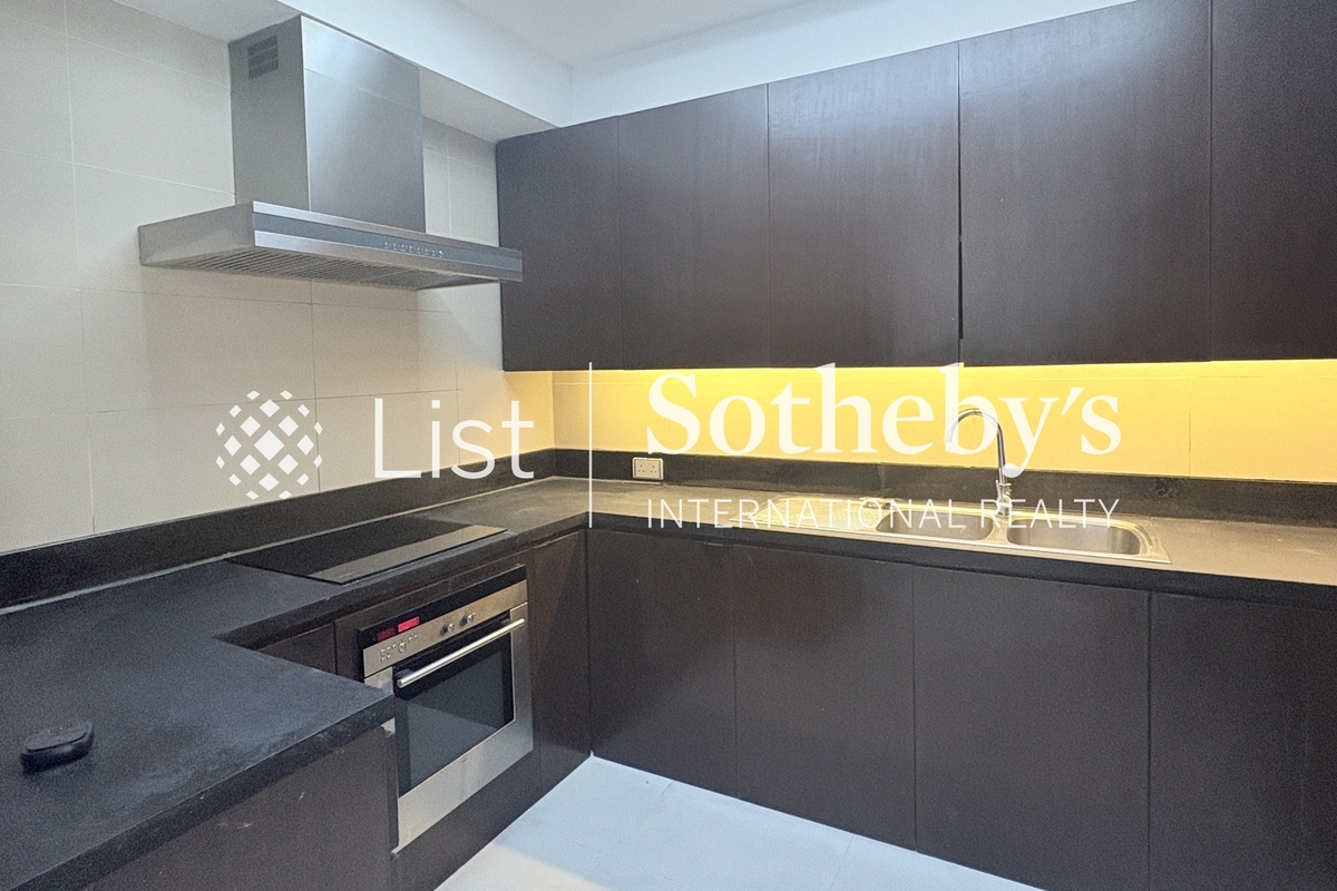 Fullway Garden 華富花園 | Kitchen