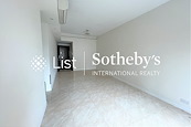 Royal Peninsula 半島豪庭 | Living and Dining Room