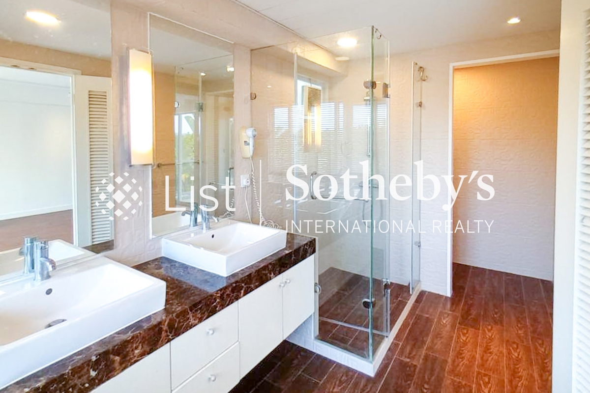 Tsam Chuk Wan 斬竹灣 | Master Bathroom