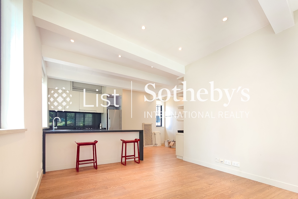 Bridges street 必列者士街 | Living and Dining Room