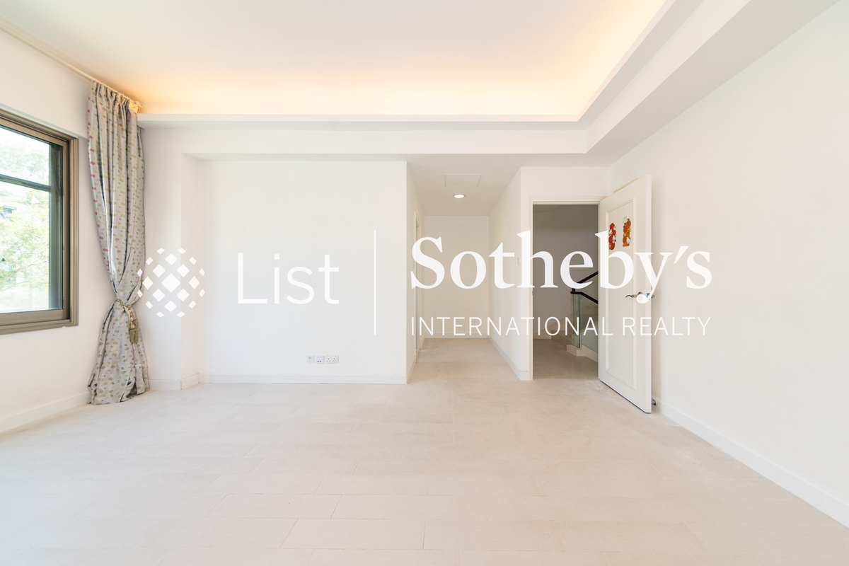 Tycoon Place 聚豪天下 | Third En-suite Bedroom