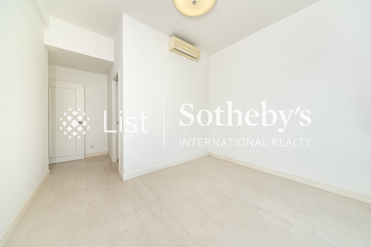 Tycoon Place 聚豪天下 | Second En-suite Bedroom