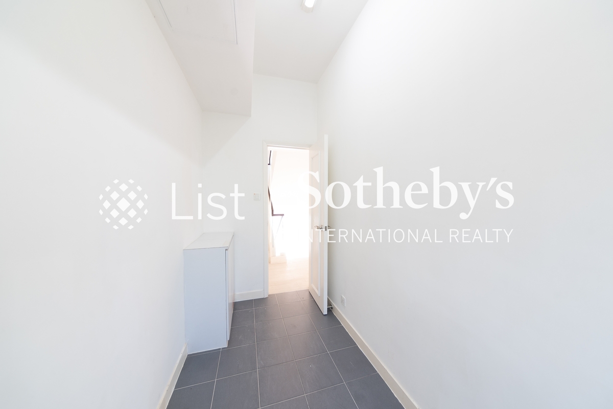 Tycoon Place 聚豪天下 | Maidroom