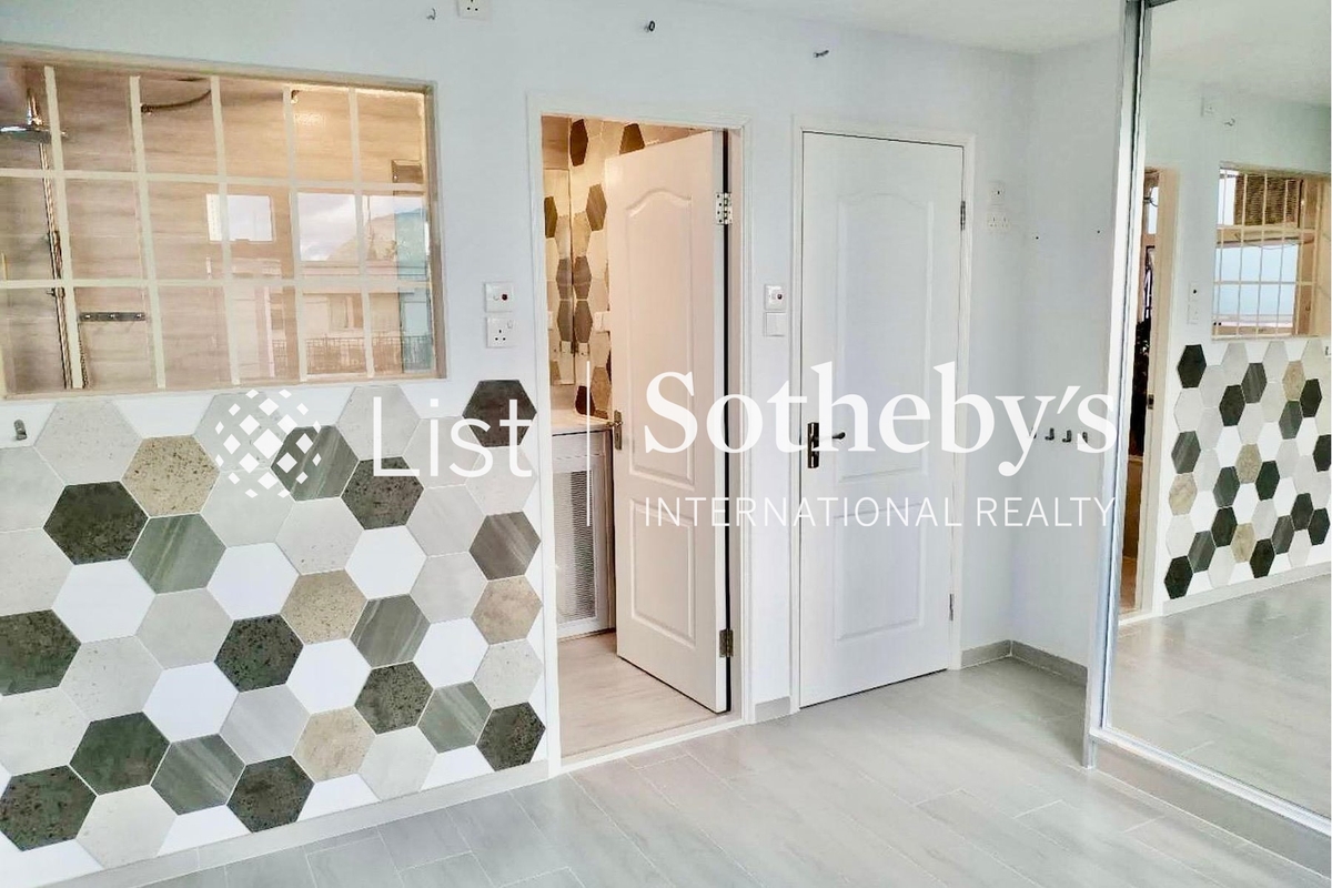 Joy Garden 天樂園 | Foyer