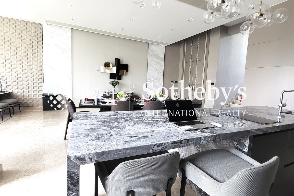 Peak Castle 珀居 | Dining Room