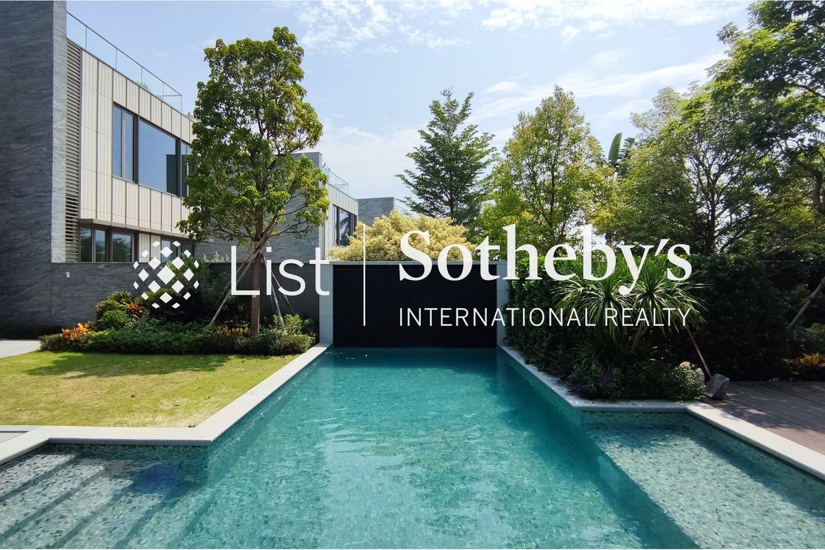 30 Hang Hau Wing Lung Road 坑口永隆路30號 | Private Swimming Pool