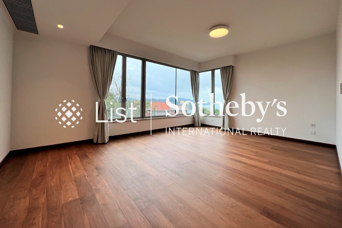 30 Hang Hau Wing Lung Road 坑口永隆路30號 | Master Bedroom