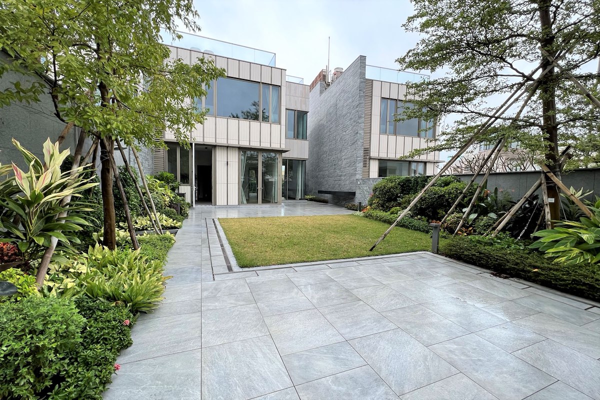 30 Hang Hau Wing Lung Road 坑口永隆路30號 | Private Terrace off Living and Dining Room