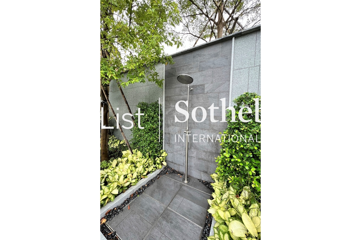 30 Hang Hau Wing Lung Road 坑口永隆路30號 | Private Terrace off Living and Dining Room