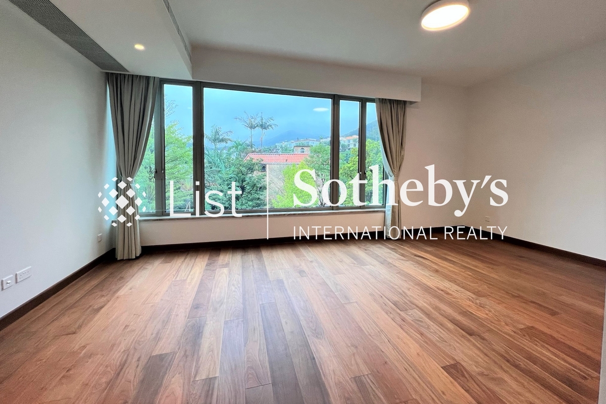 30 Hang Hau Wing Lung Road 坑口永隆路30號 | Second En-suite Bedroom