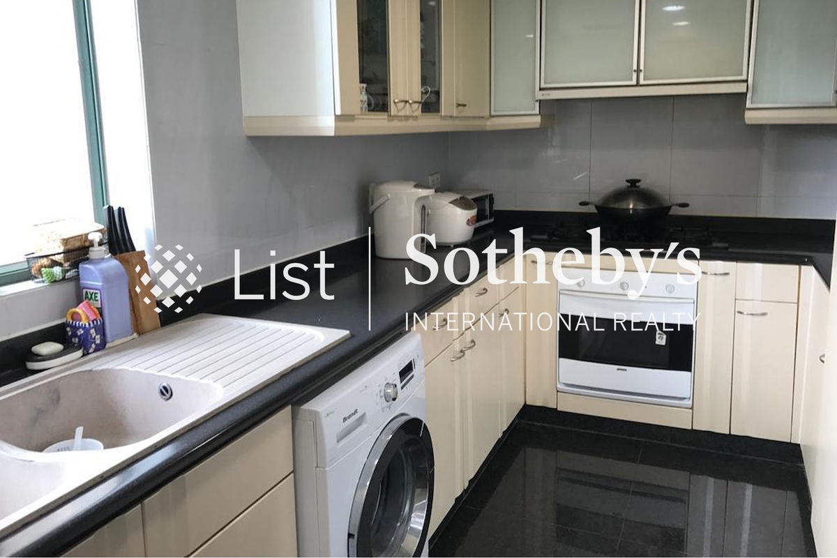 Dynasty Heights 帝景峰 | Kitchen