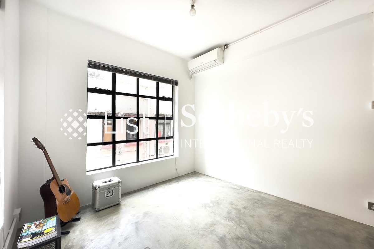 Ping On Mansion 平安大廈 | Second Bedroom