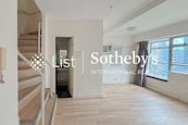 Amber Lodge 金珀苑 | Living and Dining Room