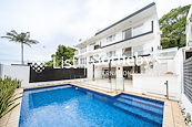 Wong Chuk Shan New Village 黃竹山新村 | Private Swimming Pool