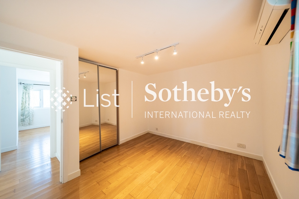 Wong Chuk Shan New Village 黃竹山新村 | Third Bedroom