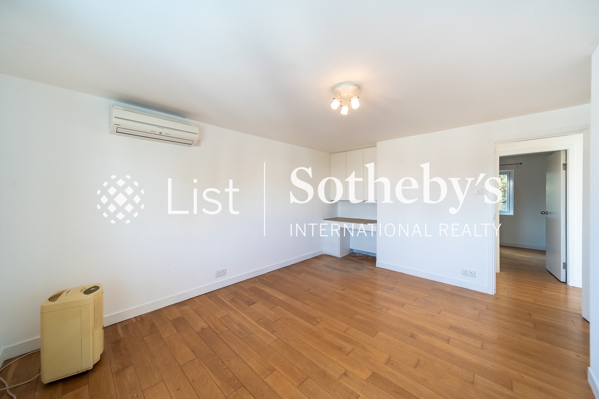 Wong Chuk Shan New Village 黃竹山新村 | Second Bedroom