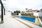 Wong Chuk Shan New Village 黃竹山新村 | Private Swimming Pool