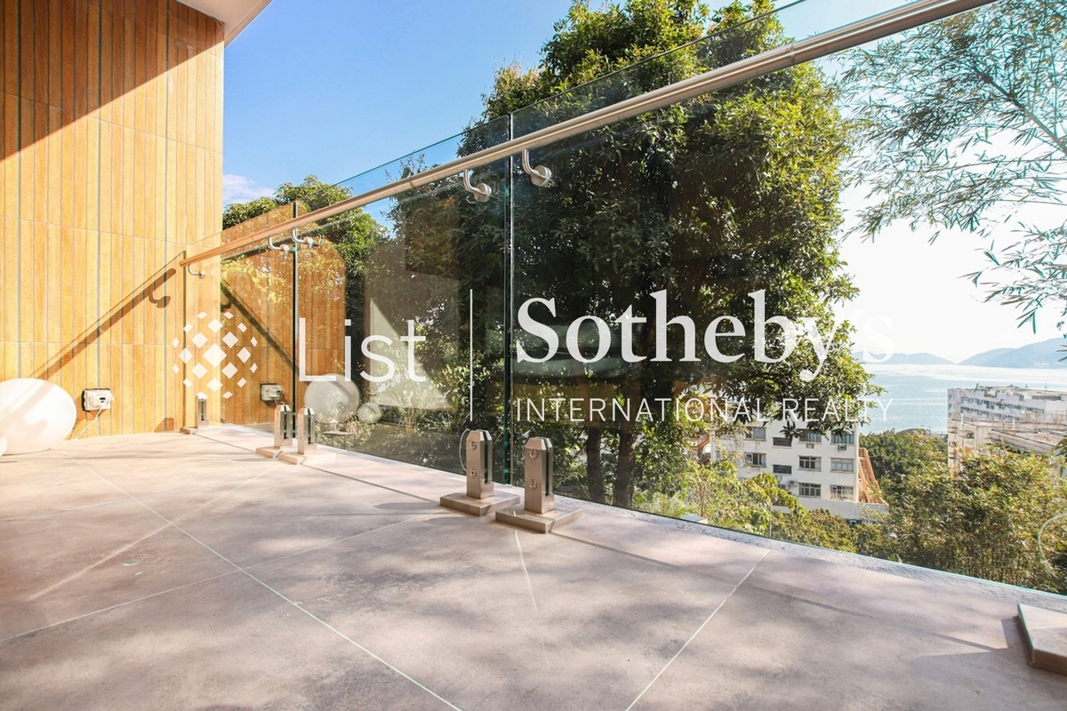 Fu Kong Shan Road 富崗山路 | Balcony off Master Bedroom